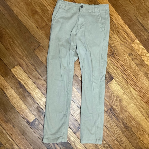 Like New, IZOD cotton boys pant - Picture 1 of 4